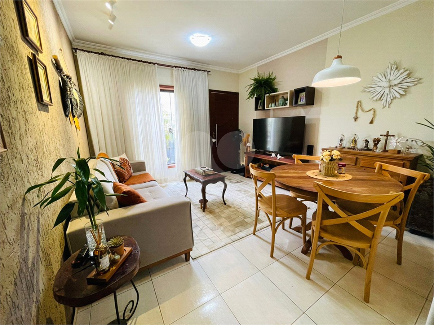 Casa à venda com 2 quartos, sendo 1 suíte, em Vila Olímpia, Sorocaba, SP