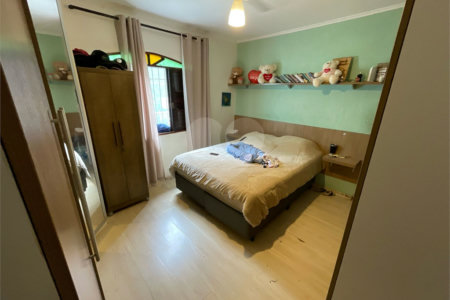 Casa à venda com 3 quartos, sendo 1 suíte, em Vila Júlia, Poá, SP
