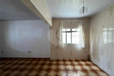 Casa à venda com 4 quartos, sendo 1 suíte,  em Jardim Náutico, Mogi das Cruzes, SP