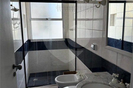 Apartamento à venda com 3 quartos, sendo 1 suíte, em Santa Cecília, São Paulo, SP