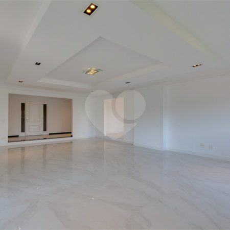 Apartamento à venda com 4 suítes em Jardim Marajoara, São Paulo, SP