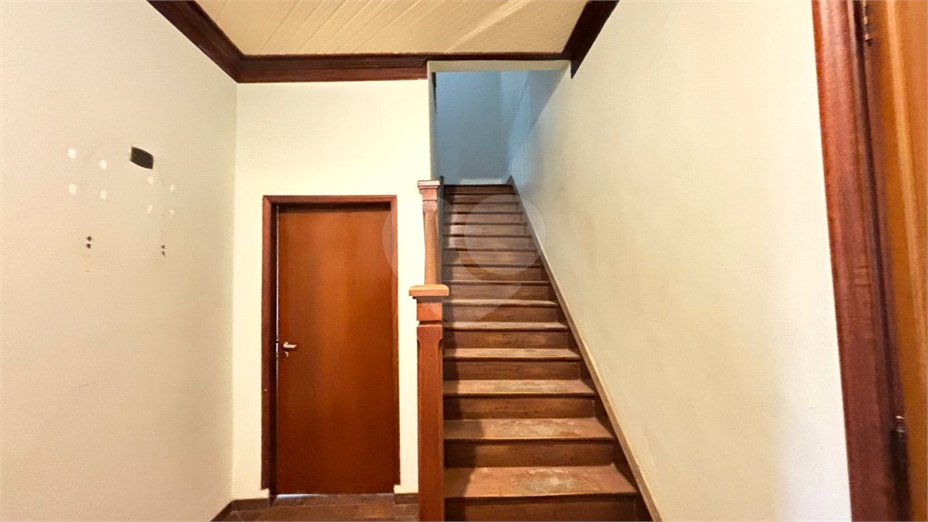 Sobrado à venda ou para alugar com 15 quartos em Tremembé, São Paulo, SP
