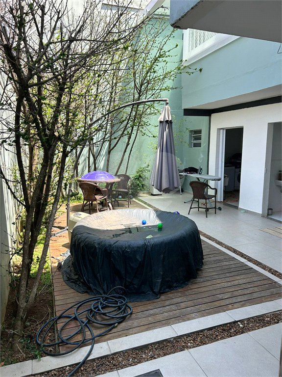 Sobrado à venda com 3 suítes em Água Fria, São Paulo, SP
