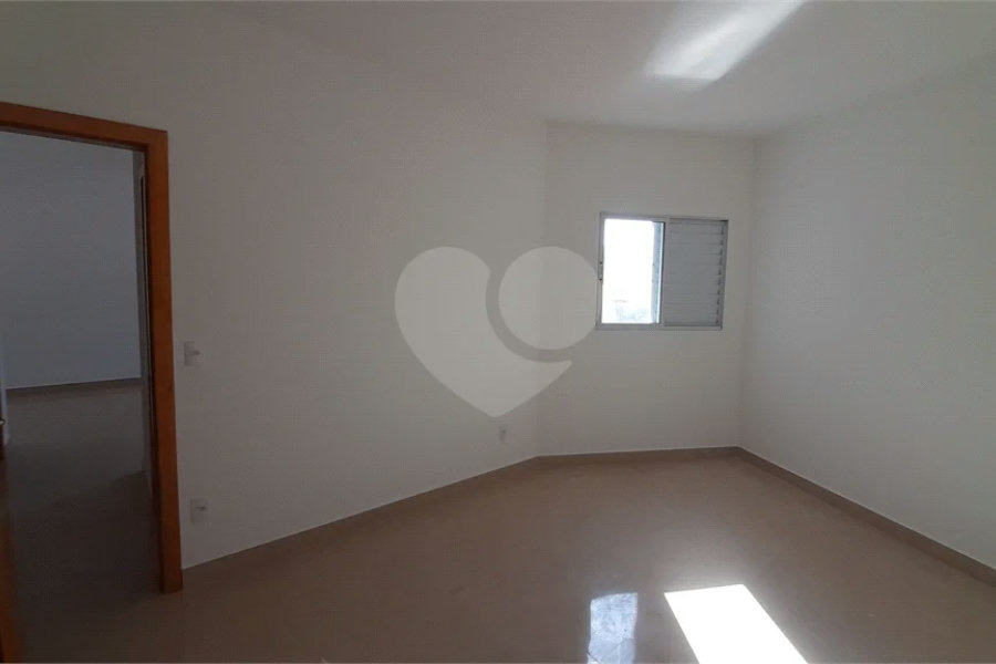 Casa à venda com 2 quartos no condomínio Residencial Luta, São Paulo - SP