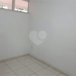 Sobrado à venda com 5 quartos, sendo 3 suítes, em Tremembé, São Paulo, SP