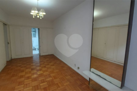 Apartamento à venda com 3 quartos, sendo 1 suíte, em Botafogo, Rio de Janeiro, RJ