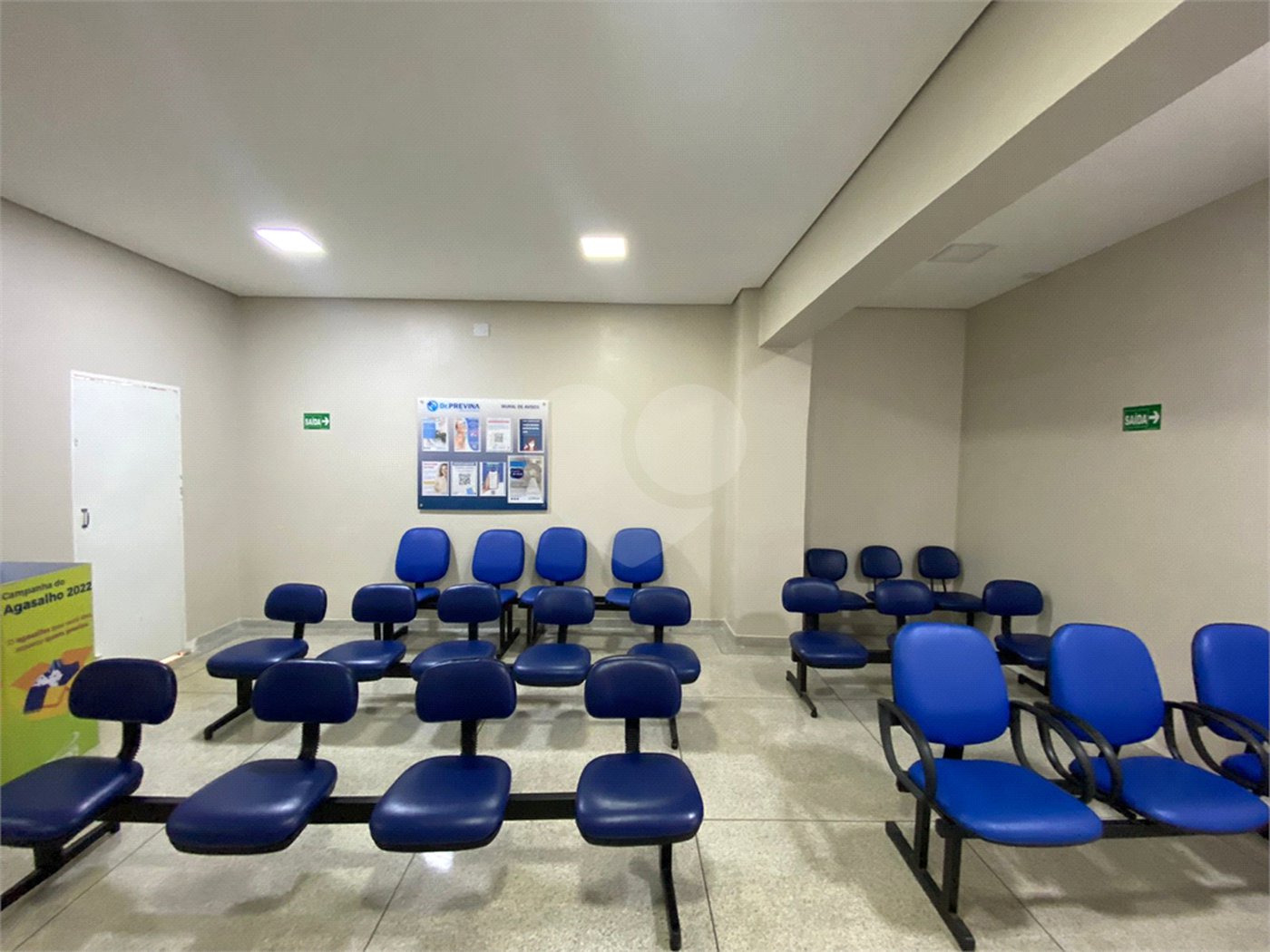 Salão para alugar em Vila Romanópolis, Ferraz de Vasconcelos, SP