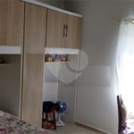 Apartamento à venda com 3 quartos em Jardim Floresta, São Paulo, SP