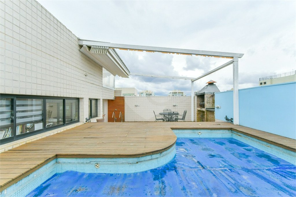 Apartamento à venda com 4 quartos, sendo 2 suítes, em Panamby, São Paulo, SP