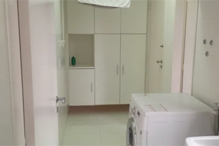 Apartamento à venda com 3 quartos, sendo 1 suíte,  em Vila Andrade, São Paulo, SP