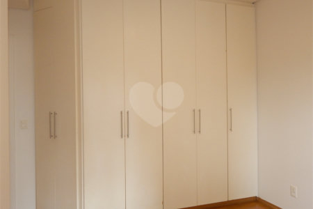 Apartamento à venda com 4 suítes em Moema, São Paulo, SP