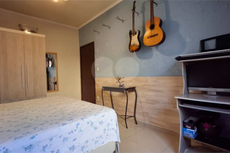 Casa à venda com 2 quartos, sendo 1 suíte, em Vila Assis, Sorocaba, SP