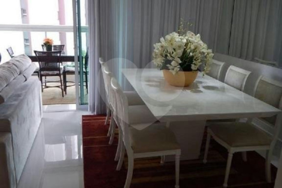 Apartamento à venda com 3 quartos, sendo 2 suítes, em Santana, São Paulo, SP
