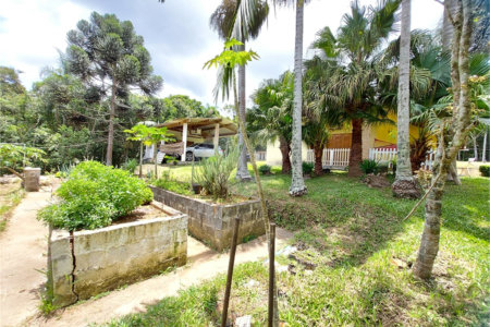 Casa à venda com 4 quartos, sendo 1 suíte, no Centro, Ibiúna, SP