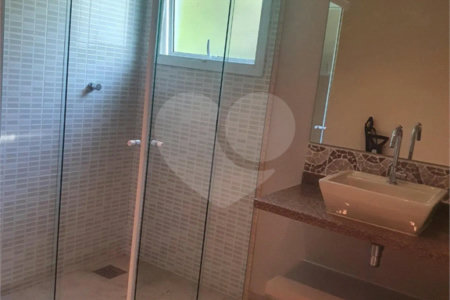 Casa à venda com 5 quartos, sendo 4 suítes, no condomínio Sol Vinhedo, Vinhedo - SP