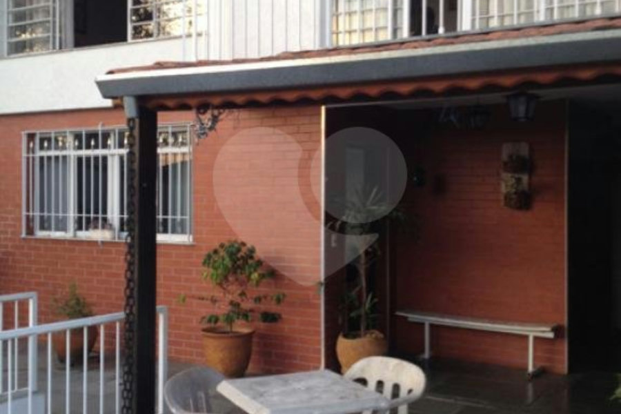 Sobrado à venda com 3 quartos, sendo 1 suíte, em Horto Florestal, São Paulo, SP