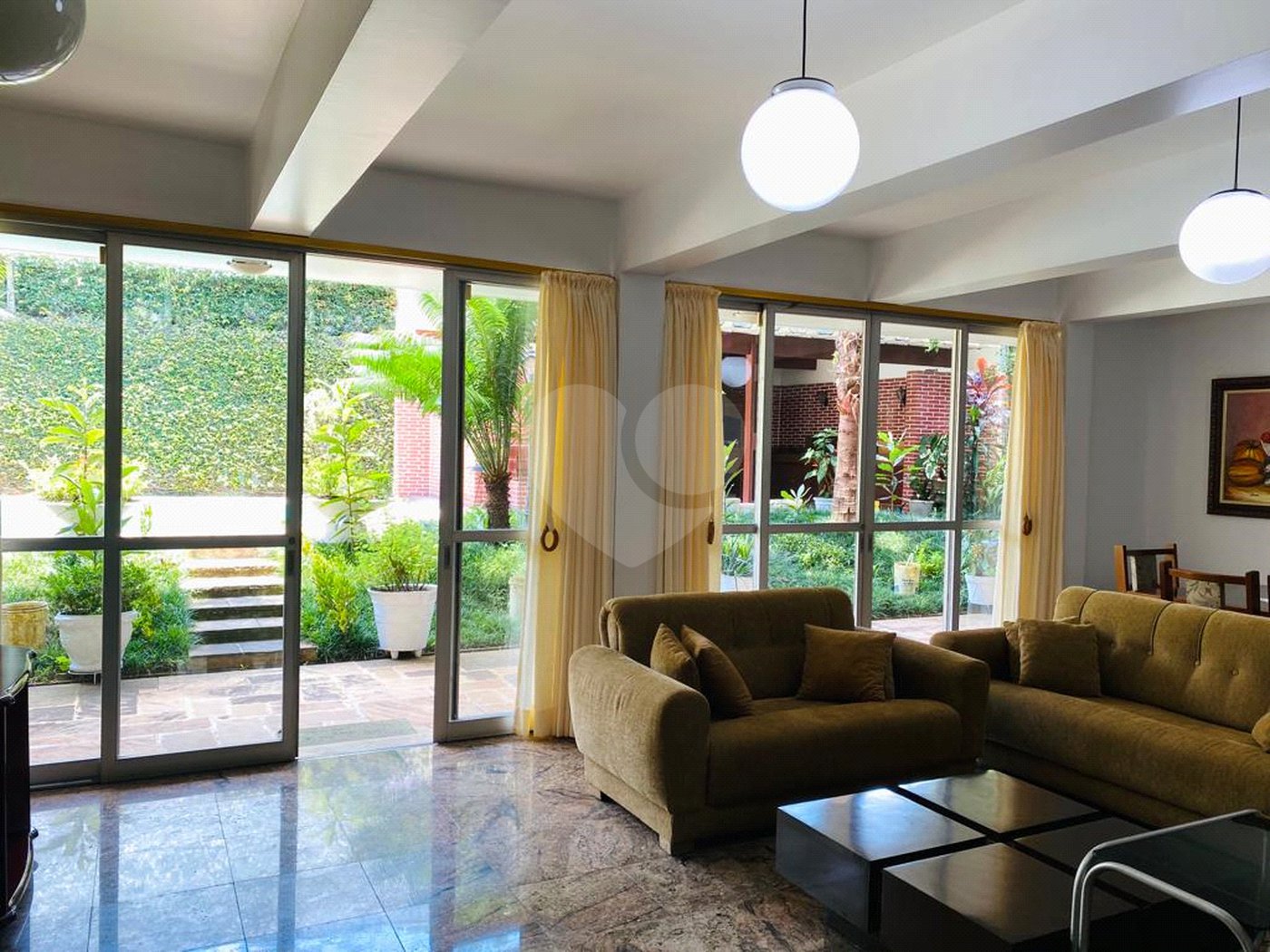 Casa à venda com 4 quartos, sendo 2 suítes, em Interlagos, São Paulo, SP