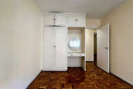 Apartamento à venda com 3 quartos, sendo 1 suíte, em Pinheiros, São Paulo, SP