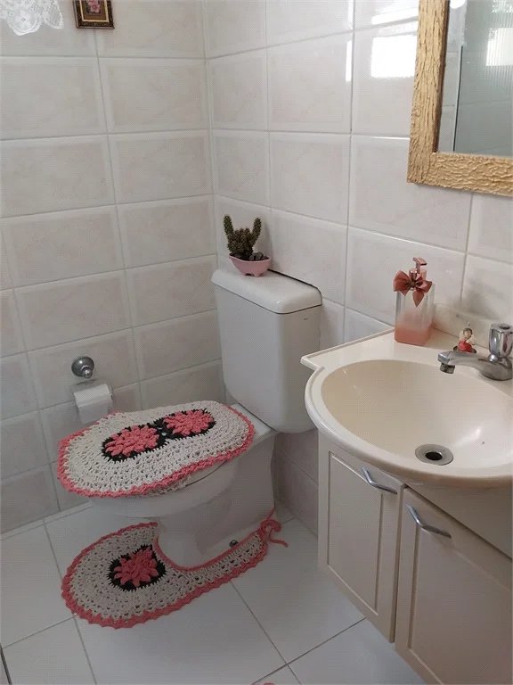 Casa à venda com 3 quartos, sendo 2 suítes, em Siciliano, São Paulo, SP