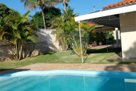 Casa à venda com 3 quartos, sendo 2 suítes, no condomínio Acmti - Colinas do Mosteiro, Terras de Itaici e Recanto dos Pássaros, Indaiatuba - SP