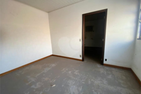 Casa para alugar com 4 quartos, sendo 2 suítes, no Centro, Araraquara, SP