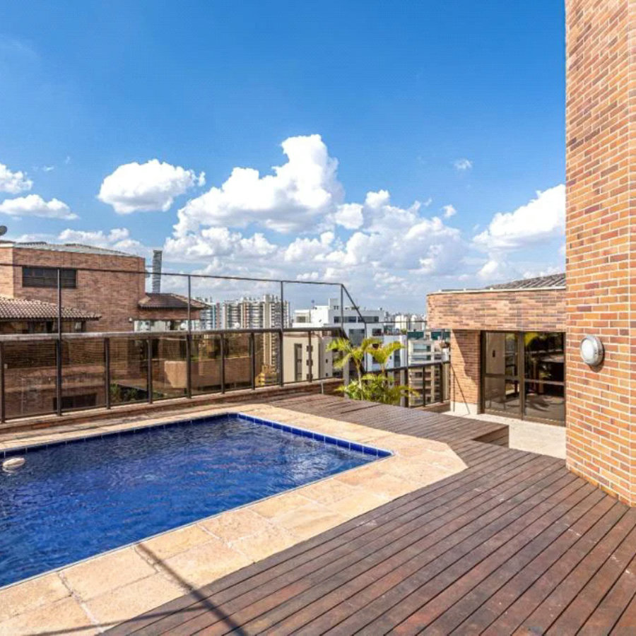 Duplex à venda com 6 quartos, sendo 4 suítes, em Vila Andrade, São Paulo, SP