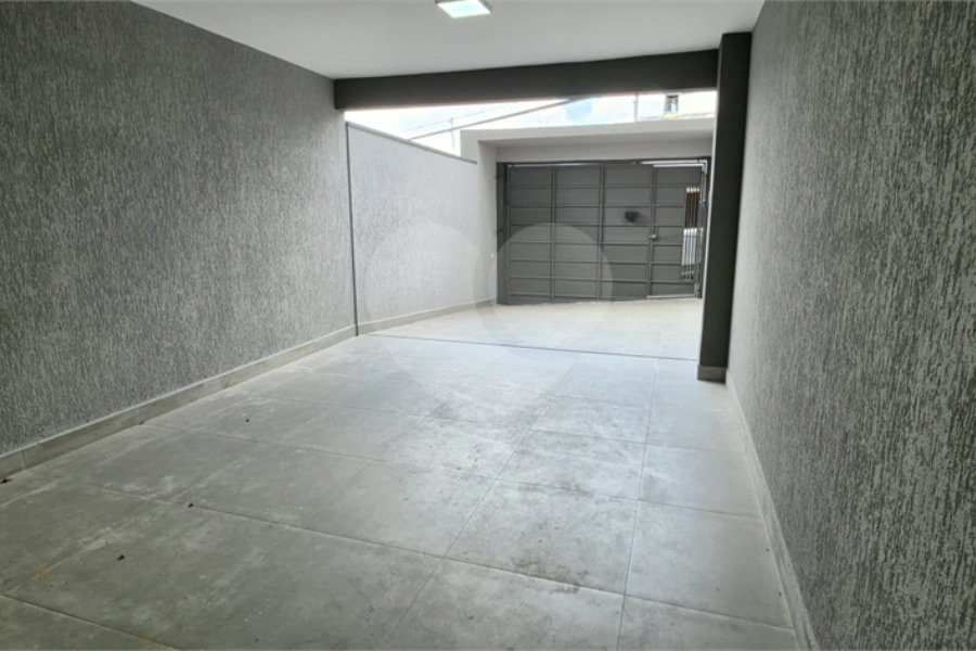 Sobrado à venda com 3 quartos, sendo 1 suíte, em Vila Bonilha, São Paulo, SP