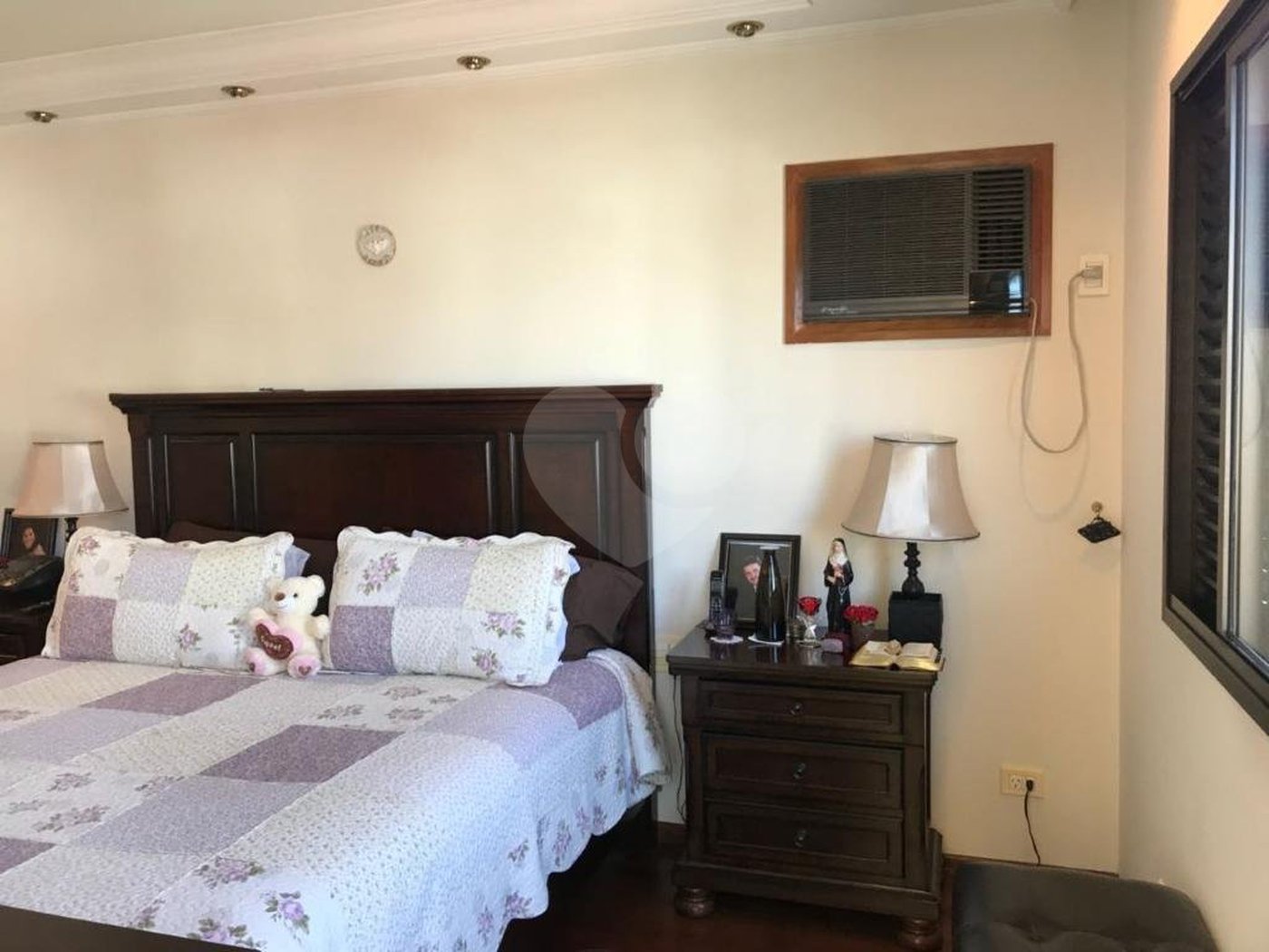 Sobrado à venda com 7 quartos, sendo 6 suítes, em Jardim Franca, São Paulo, SP