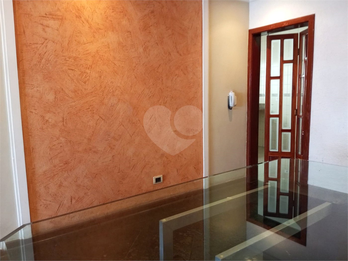 Casa à venda com 3 quartos, sendo 1 suíte, em Vila Nivi, São Paulo, SP