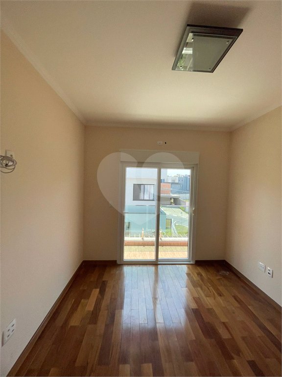 Casa à venda ou para alugar com 3 quartos, sendo 1 suíte, no condomínio Villagio Bella Citta, Mogi das Cruzes - SP