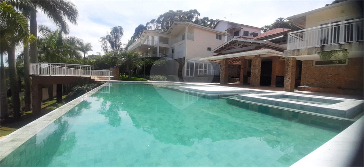 Casa à venda com 6 suítes no condomínio Sausalito, Mairiporã - SP