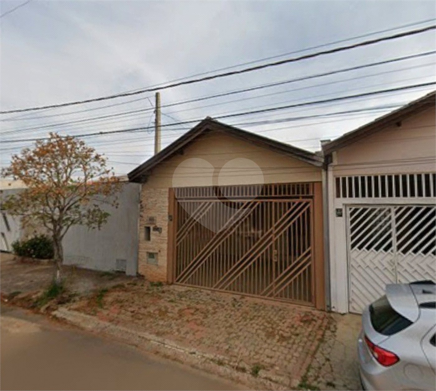 Casa à venda com 3 quartos, sendo 1 suíte,  em Parque Atenas do Sul, Itapetininga, SP