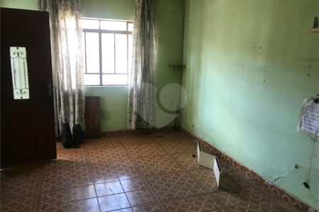 Casa à venda com 2 quartos em Vila Vitório Mazzei, São Paulo, SP