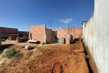 Casa à venda com 3 quartos, sendo 1 suíte, no condomínio Tivolli Residencial, Itapetininga - SP