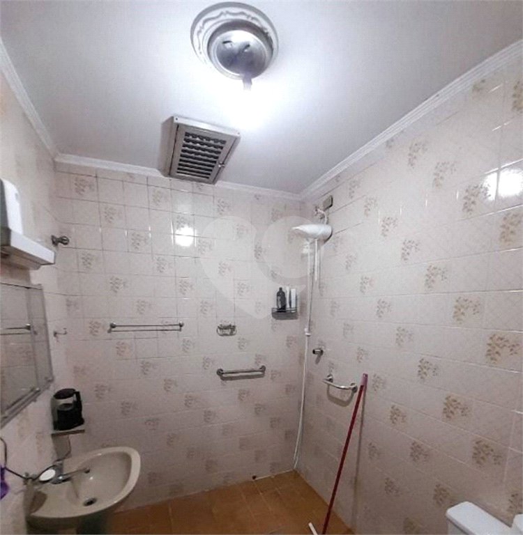 Sobrado à venda com 4 quartos em Vila Firmiano Pinto, São Paulo, SP