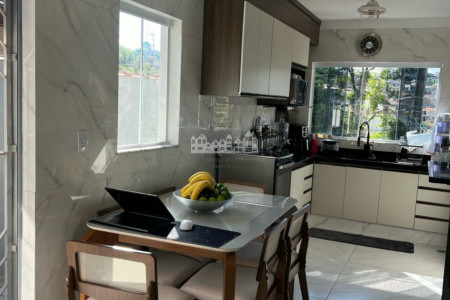 Casa à venda com 3 quartos, sendo 1 suíte,  em Retiro das Fontes, Atibaia, SP