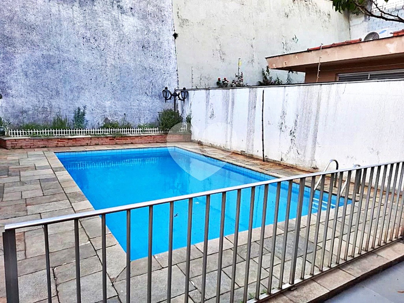 Sobrado à venda com 4 quartos, sendo 2 suítes, em Jardim São Bento, São Paulo, SP