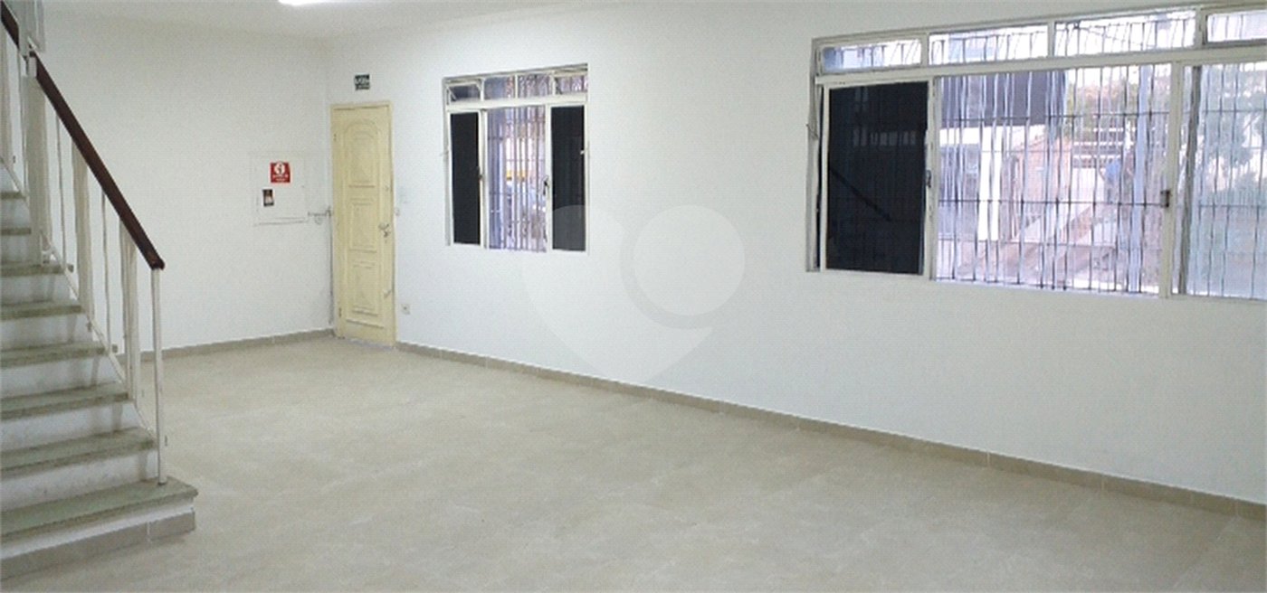 Sobrado à venda com 5 quartos, sendo 1 suíte, em Nova Piraju, São Paulo, SP