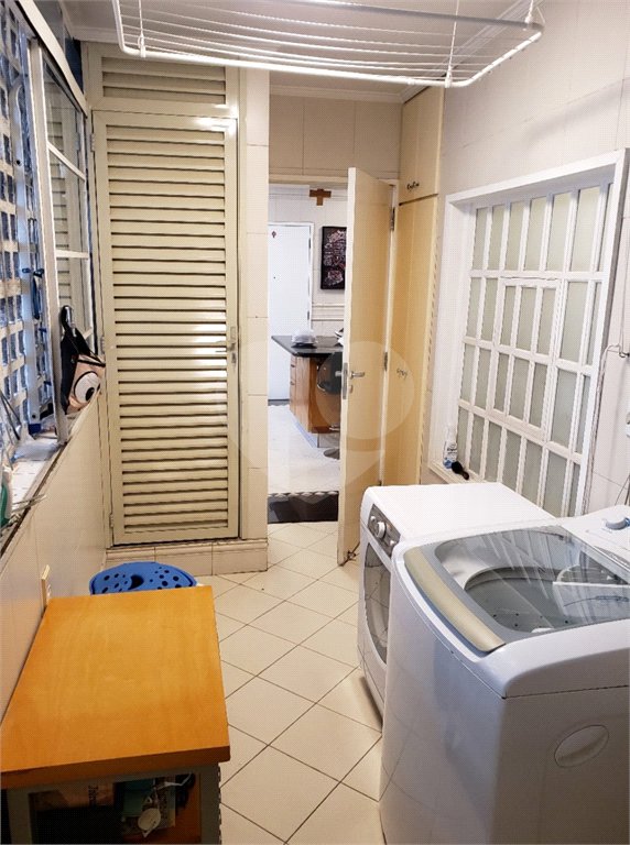 Apartamento à venda com 3 quartos, sendo 1 suíte,  em Jardim América, São Paulo, SP