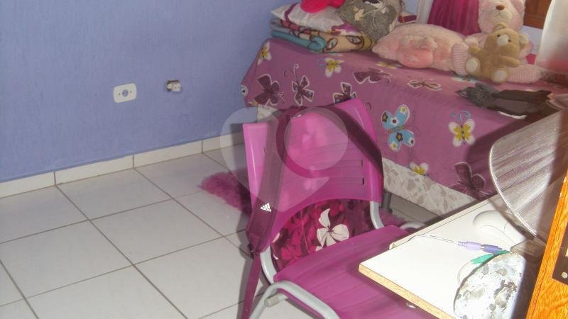 Sobrado à venda com 3 quartos, sendo 1 suíte, em Tremembé, São Paulo, SP