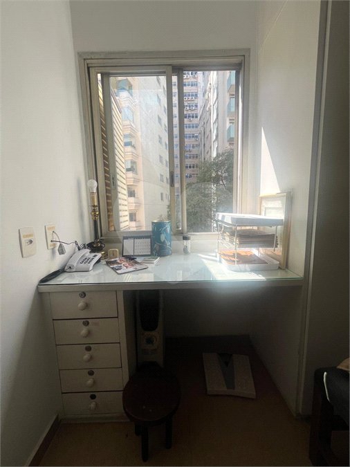Apartamento à venda com 3 quartos, sendo 2 suítes,  em Jardim Paulista, São Paulo, SP