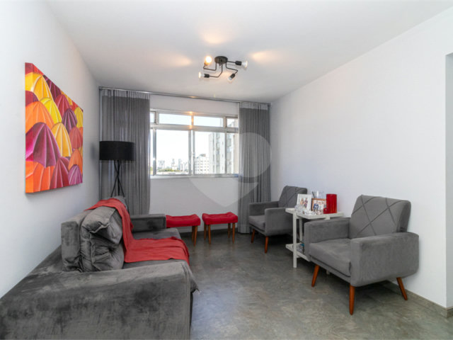 Apartamento à venda com 2 quartos em Moema, São Paulo, SP