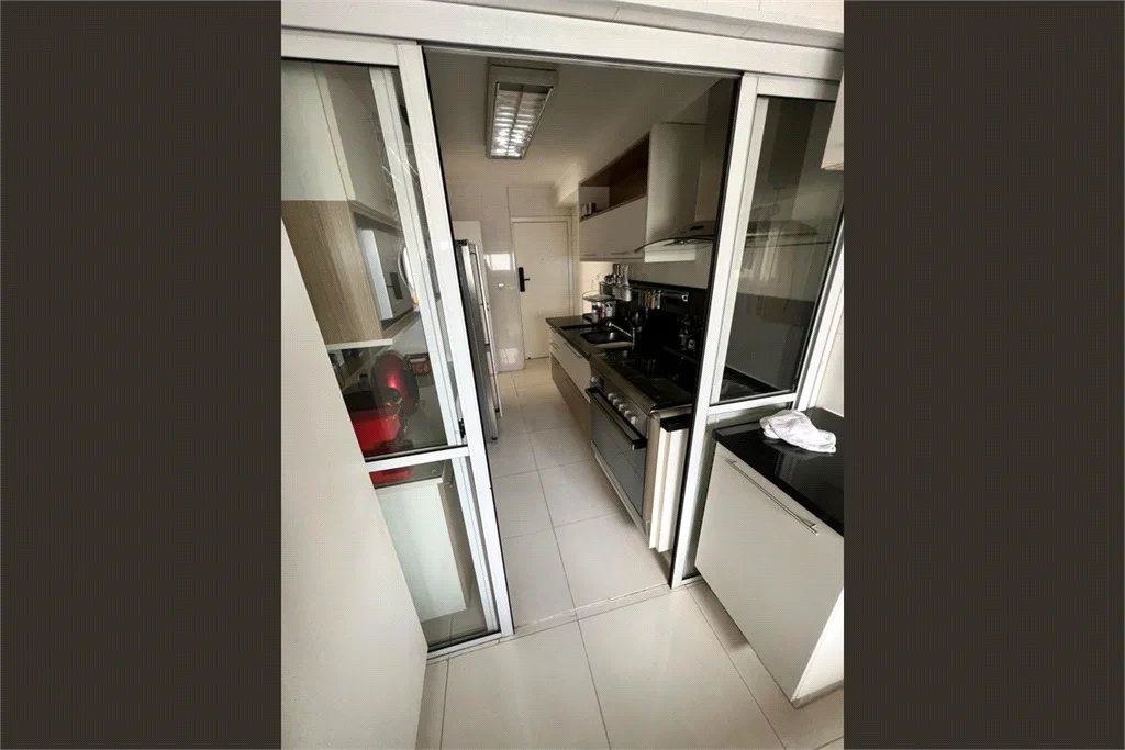 Apartamento à venda com 2 quartos, sendo 1 suíte,  em Água Branca, São Paulo, SP
