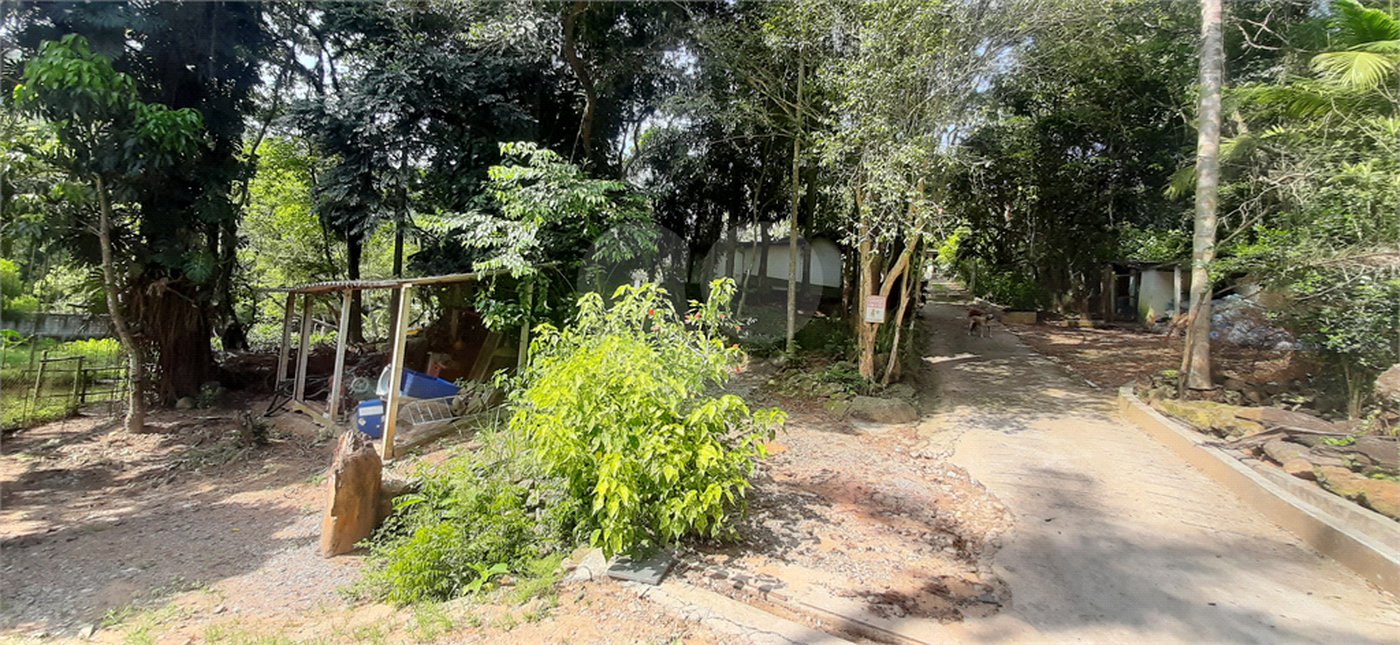 Chácara à venda com 10 quartos, sendo 20 suítes, em Serra da Cantareira, Mairiporã, SP