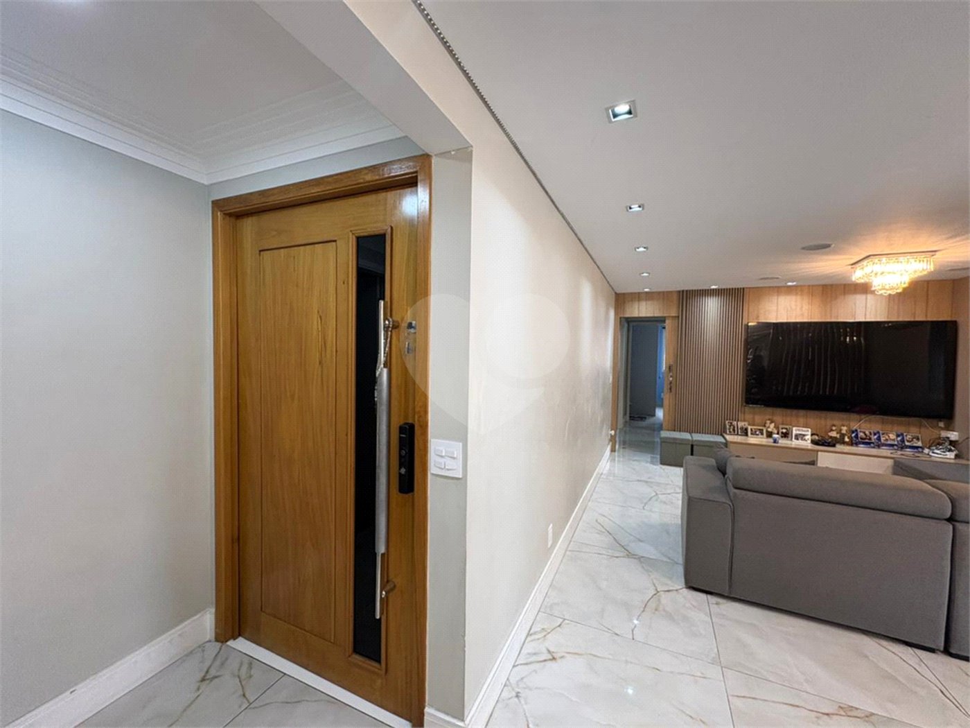 Apartamento à venda com 4 quartos, sendo 3 suítes, em Vila Augusta, Guarulhos, SP