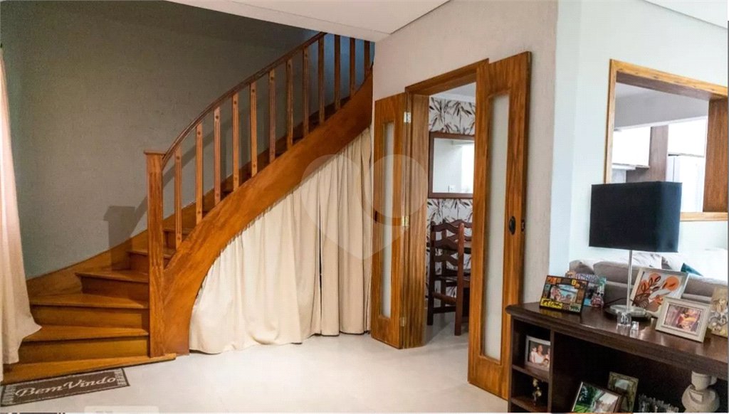 Casa de Vila à venda com 3 quartos, sendo 1 suíte, em Vila Maria Baixa, São Paulo, SP