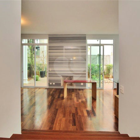 Casa à venda com 3 suítes no condomínio Brooklin Hills, São Paulo - SP