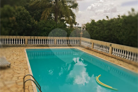 Casa à venda com 3 quartos, sendo 1 suíte, no condomínio Acmti - Colinas do Mosteiro, Terras de Itaici e Recanto dos Pássaros, Indaiatuba - SP