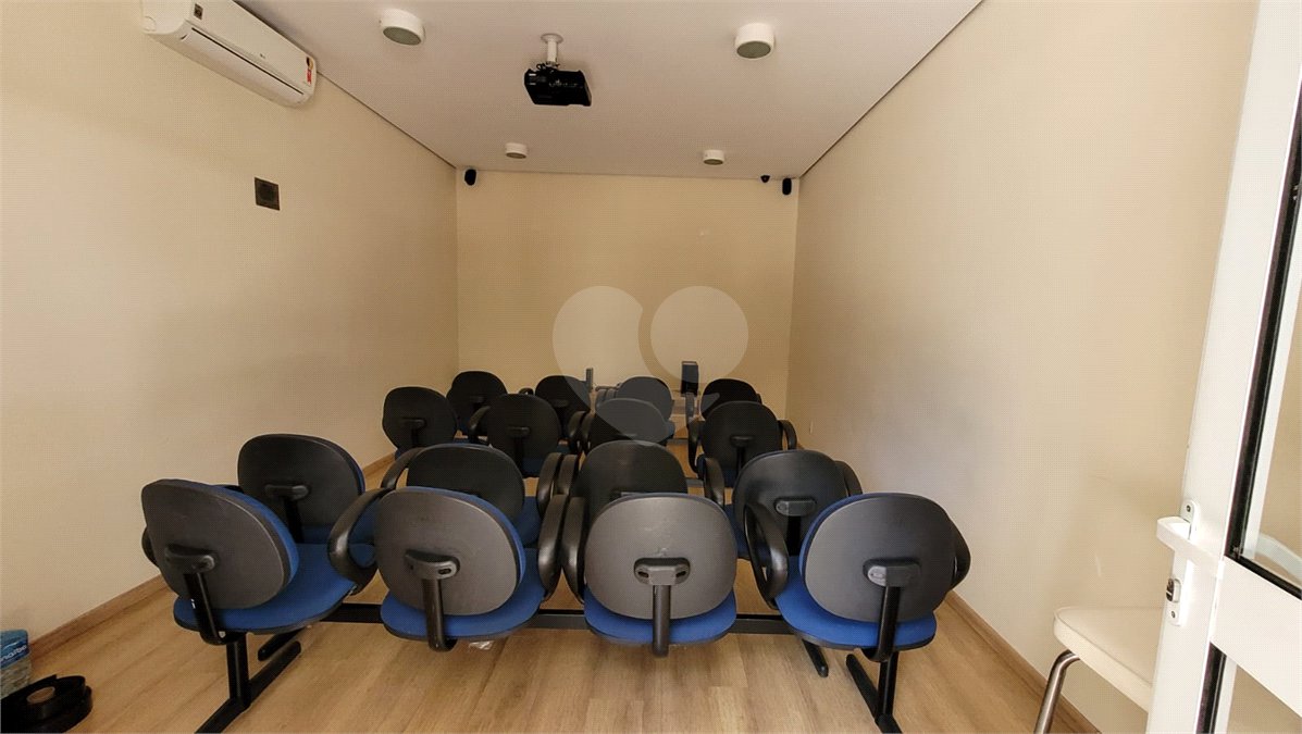 Apartamento à venda com 2 quartos, sendo 1 suíte, em Lapa, São Paulo, SP