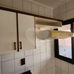 Apartamento à venda com 2 quartos no Centro, Araraquara, SP